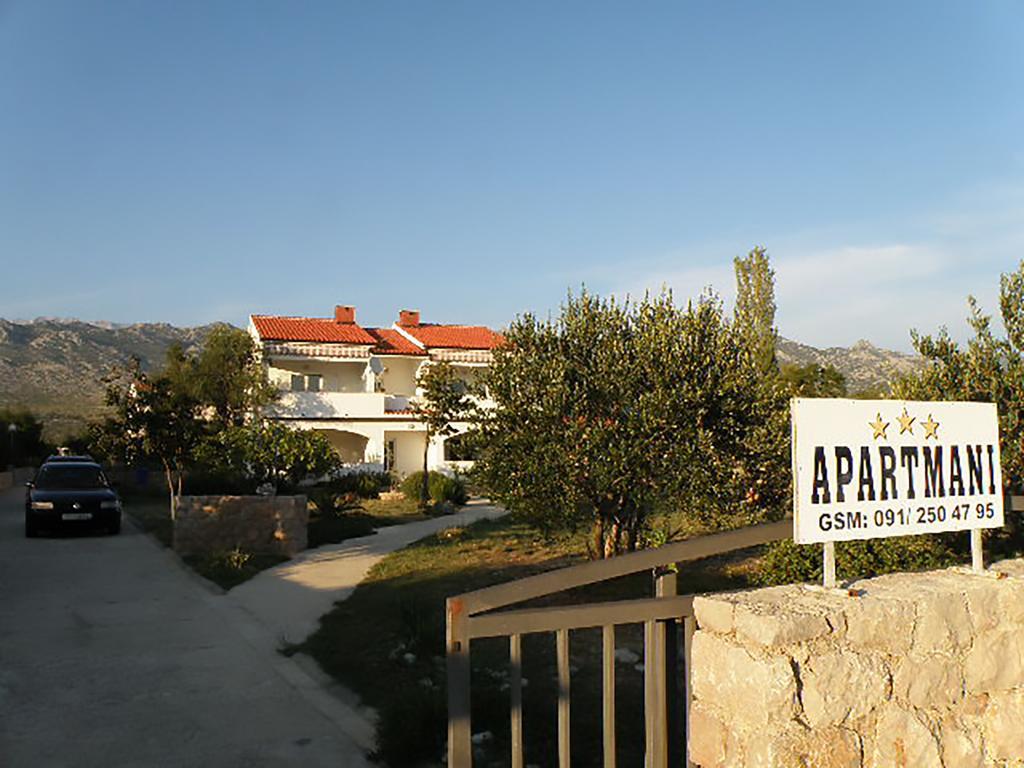 Apartments Punta Seline Oda fotoğraf